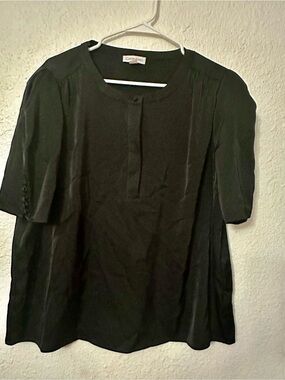 Calvin Klein Black Short Sleeve Round-Neck Blouse